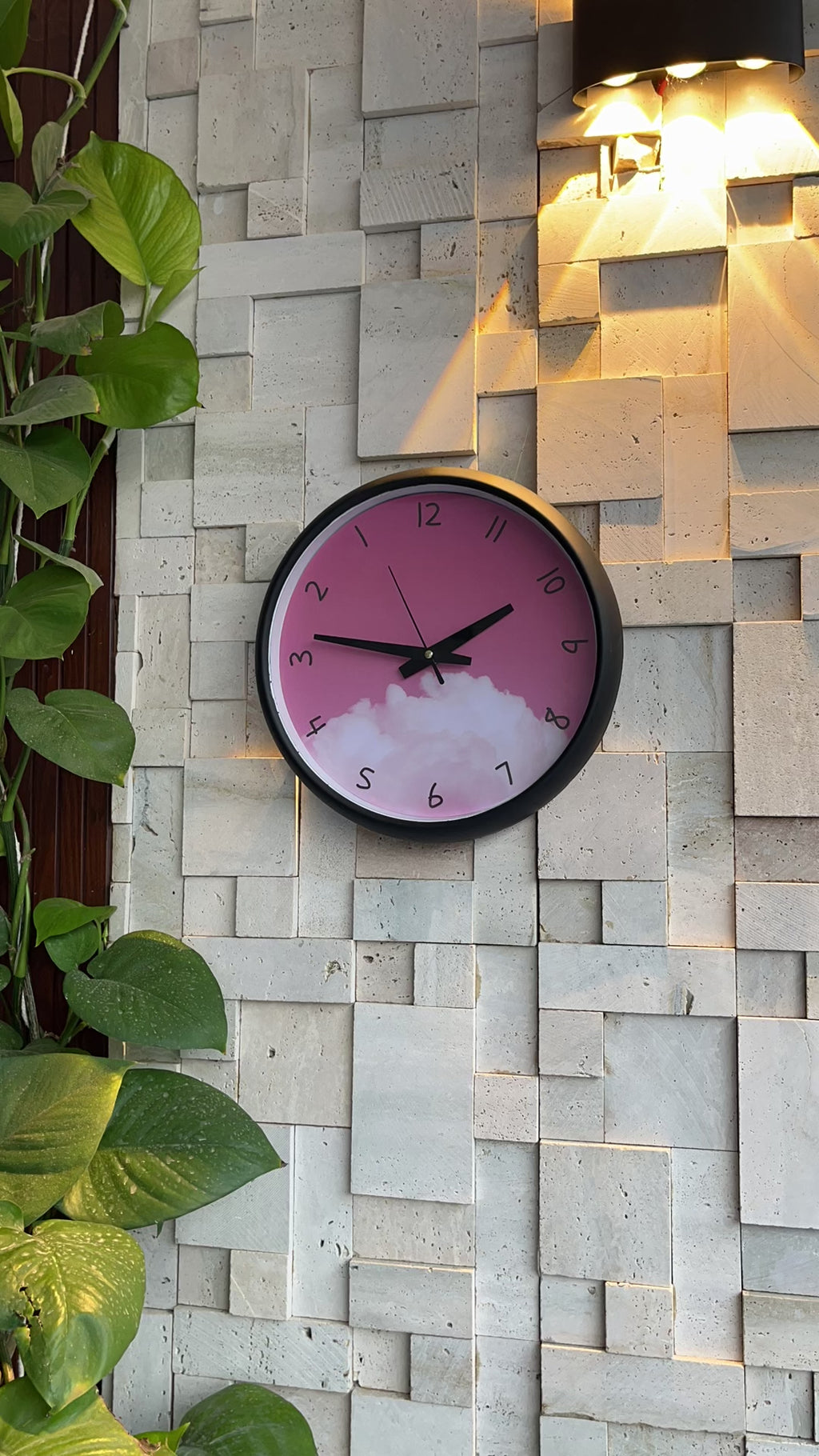 Daydream Dial Reverse Clock
